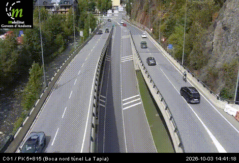 Cámara de tráfico CG1 / PK 5+815 (Boca nord túnel la Tapia) / 922 metres en CG1
